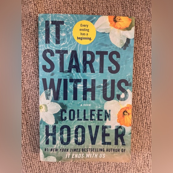 It Starts with Us by Colleen Hoover - Picture 1 of 5